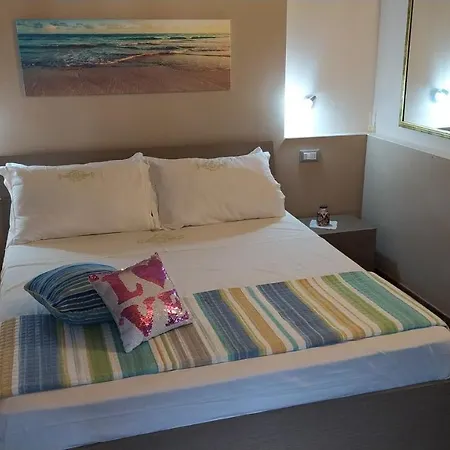 Sea & Sun Apartment *